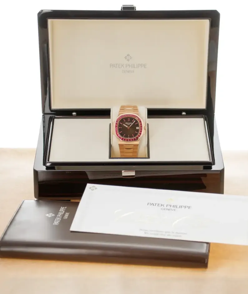AAAAA-Patek Philippe Nautilus Rose Gold Brown Ruby Dial 40mm Ruby Bezel 5723/112R-001 - BRAND NEW
