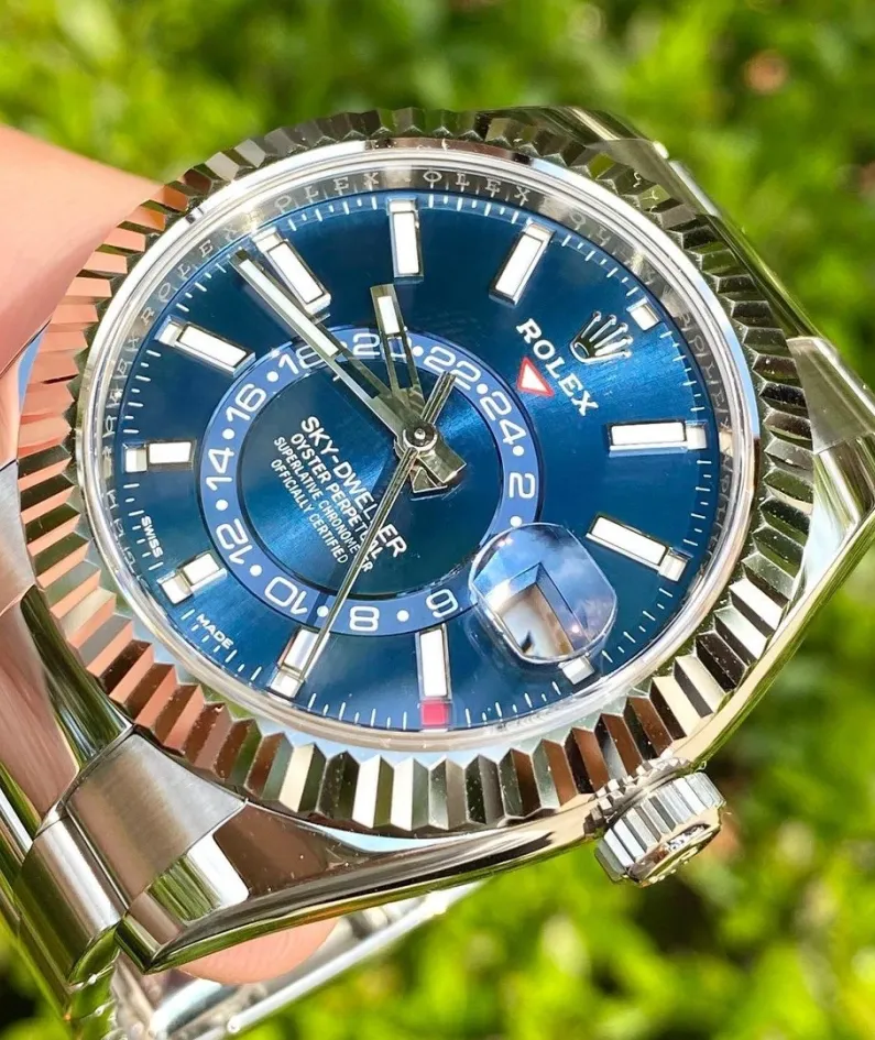 The Oyster Perpetual Sky-Dweller（BLUE） m326934-0003