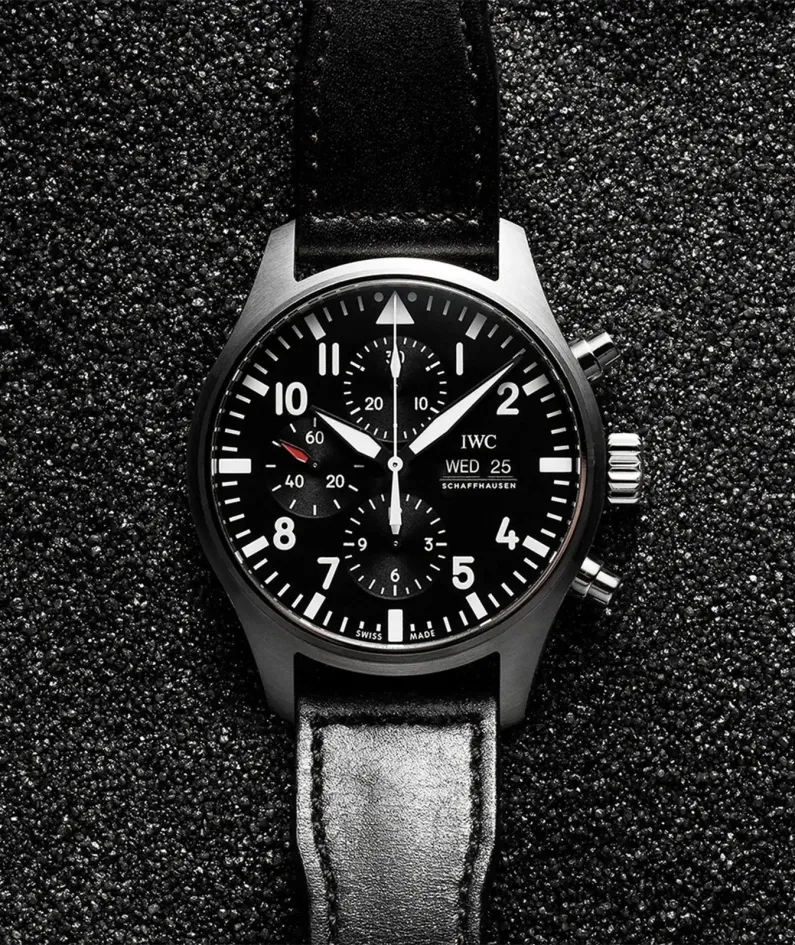 IWC pilot series IW377709 watch