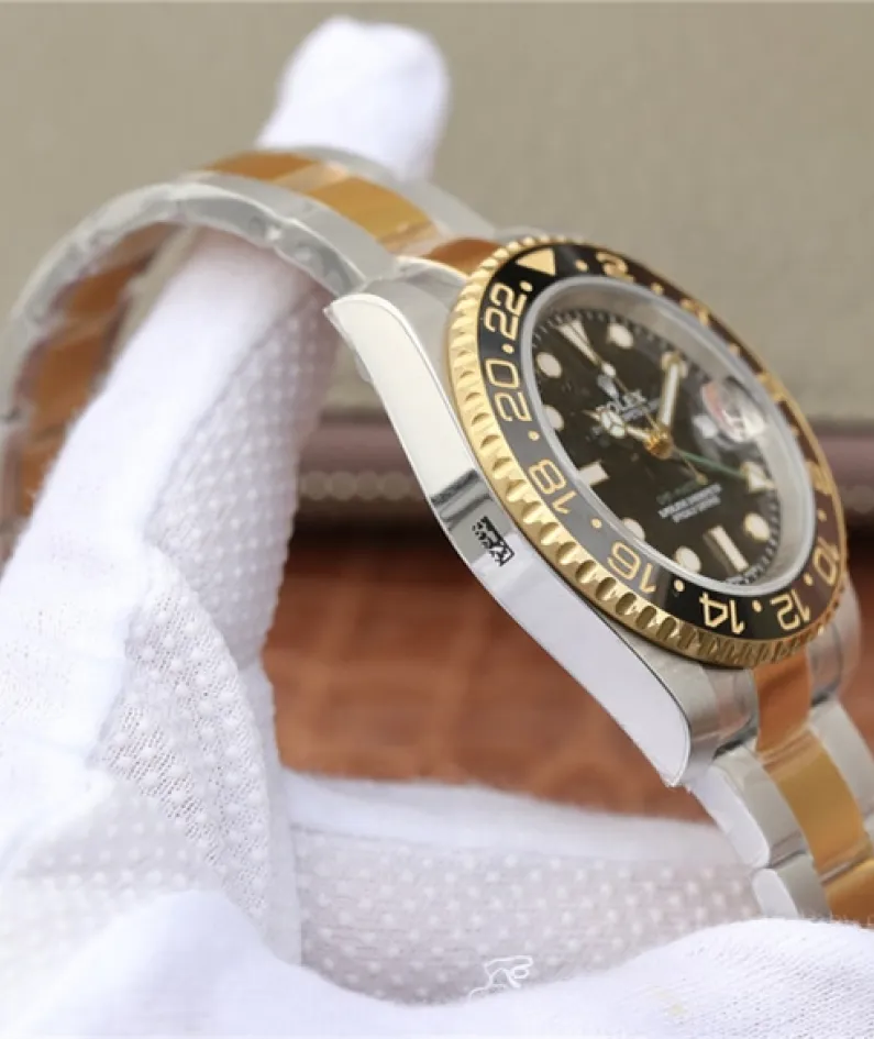 GMT MASTER 2 BLACK BEZEL MULTICOLOR SELECTION 40MM 116710LN-0001