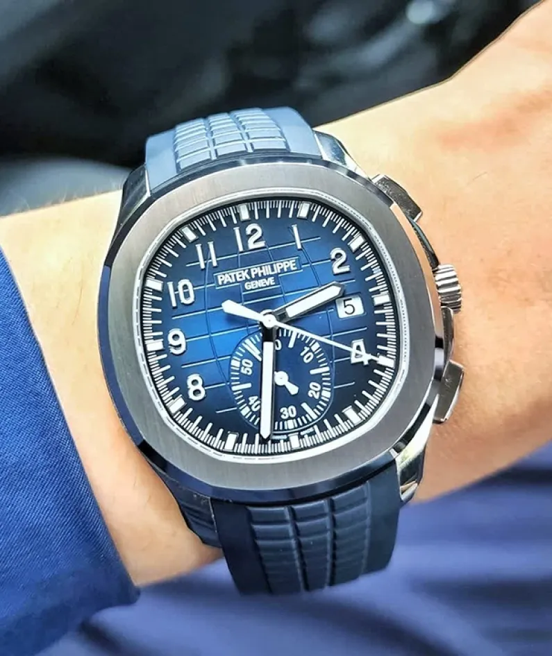 5968G-001-Patek Philippe AQUANAUT