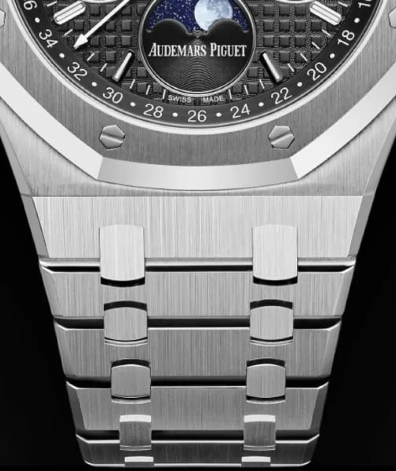 Royal Oak Perpetual Calendar Ref. # 26597PT.OO.1220PT.01
