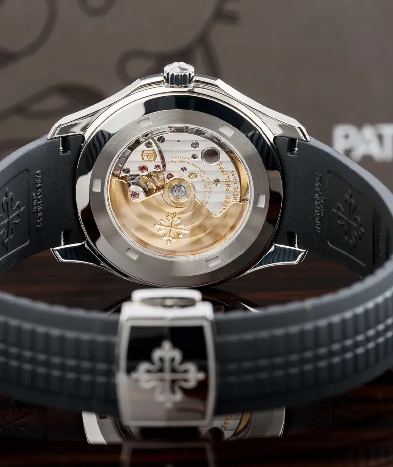5167A-001-Patek Philippe AQUANAUT
