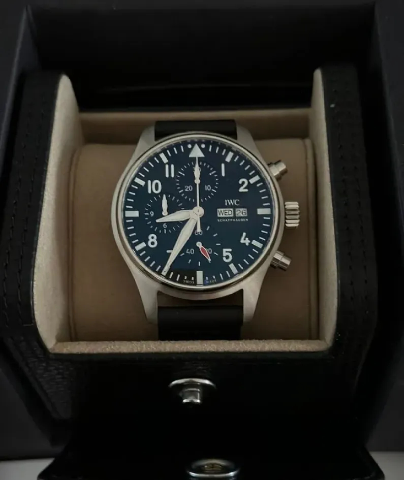 IWC pilot series IW378001 watch