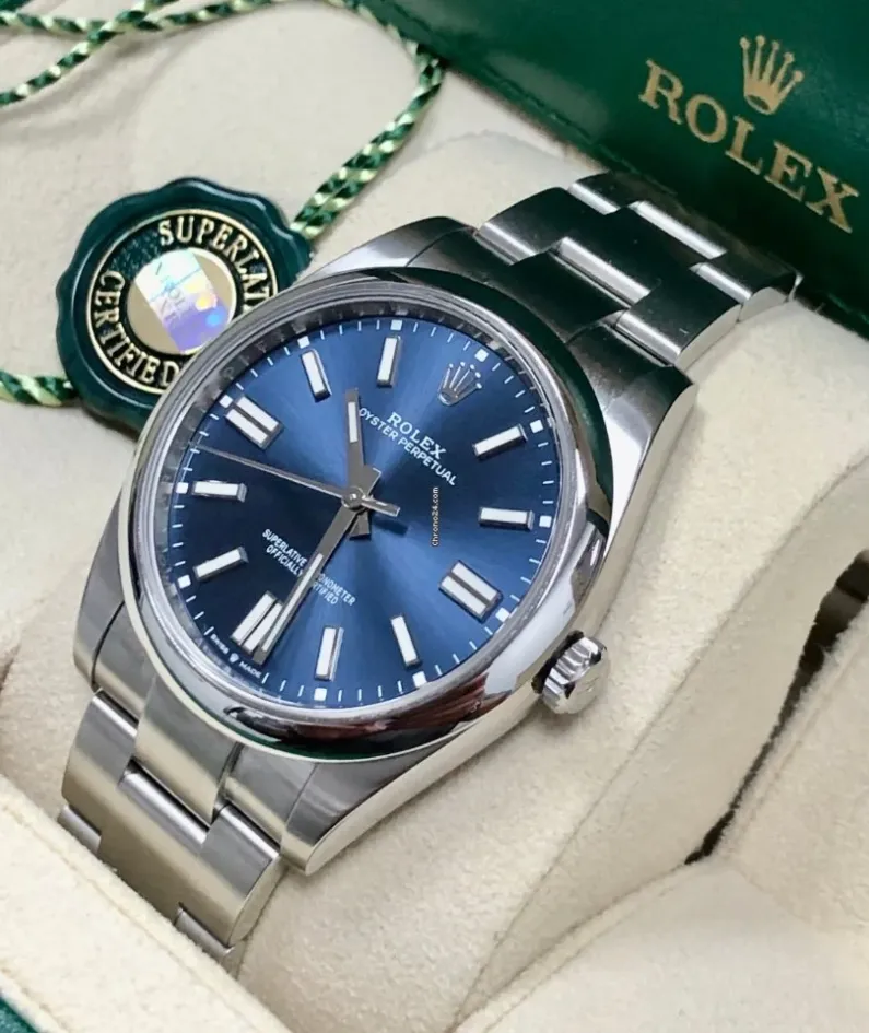 OYSTER PERPETUAL 124300 Series（Blue table）