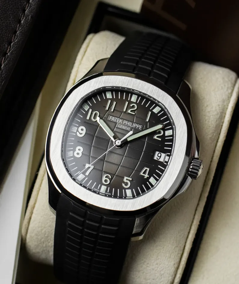5167A-001-Patek Philippe AQUANAUT