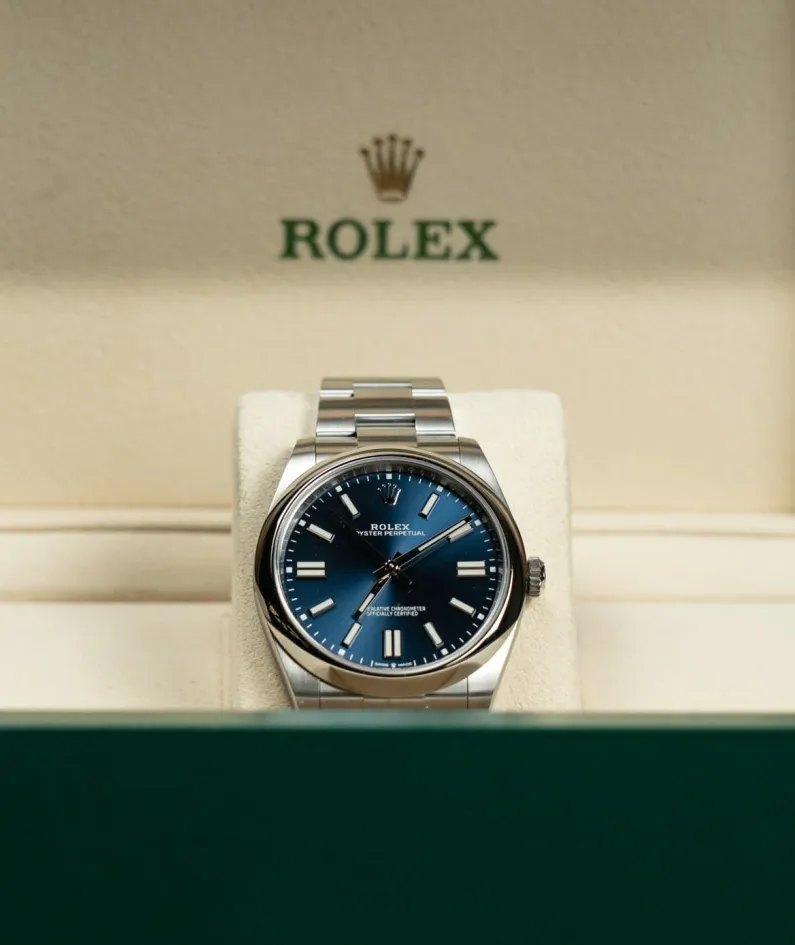 OYSTER PERPETUAL 124300 Series（Blue table）