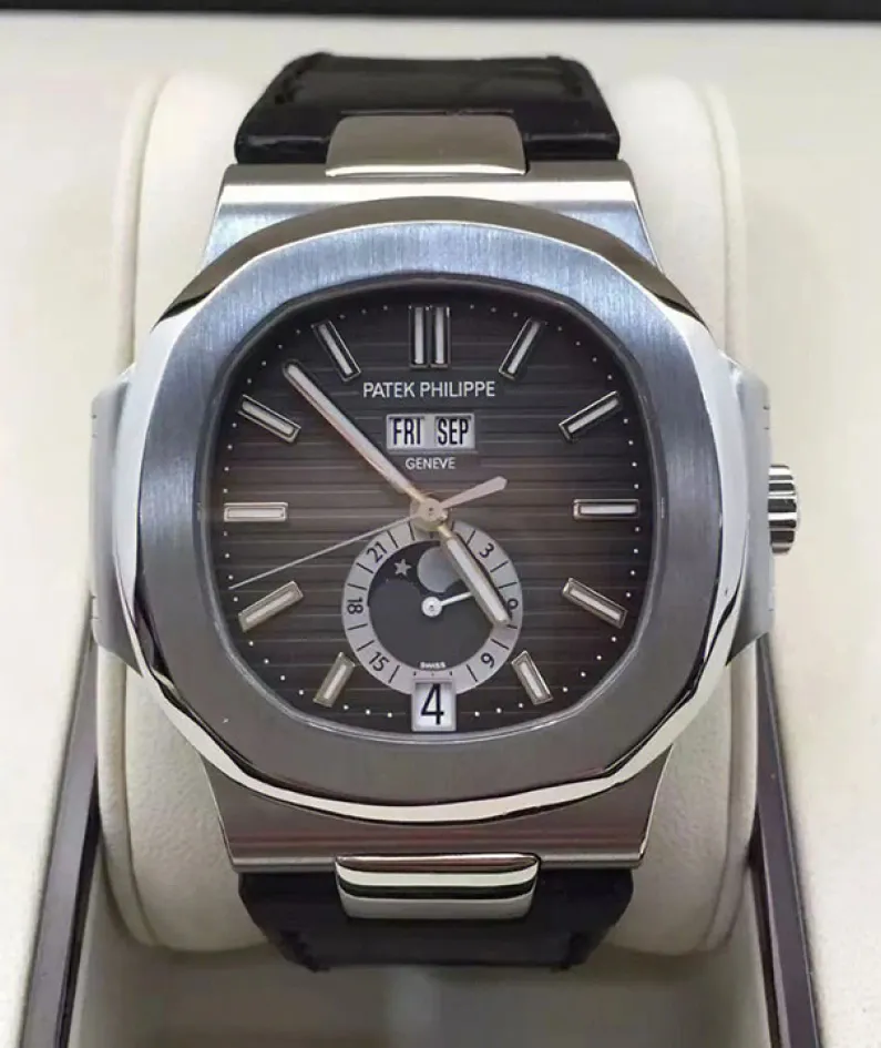 5726A - Patek Philippe NAUTILUS(AAAAA version) 5726A - Patek Philippe NAUTILUS(AAAAA version)