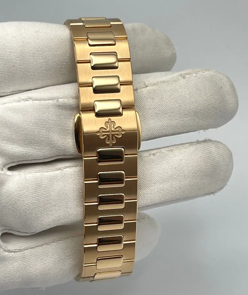 7010/1R - Patek Philippe NAUTILUS