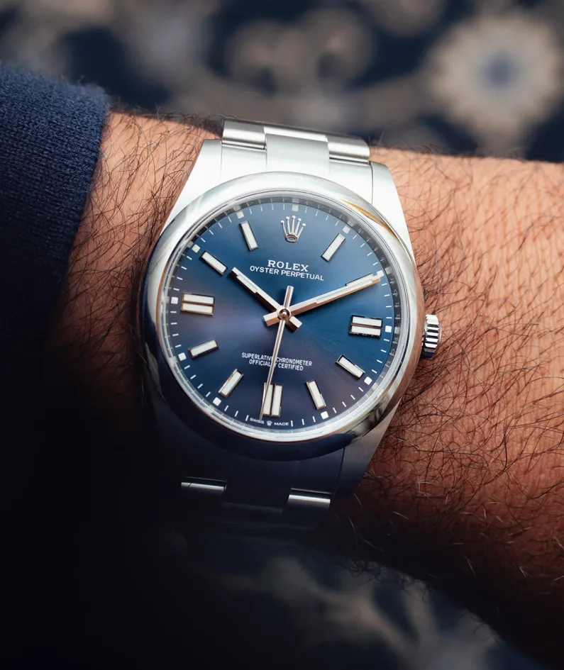 OYSTER PERPETUAL 124300 Series（Blue table）