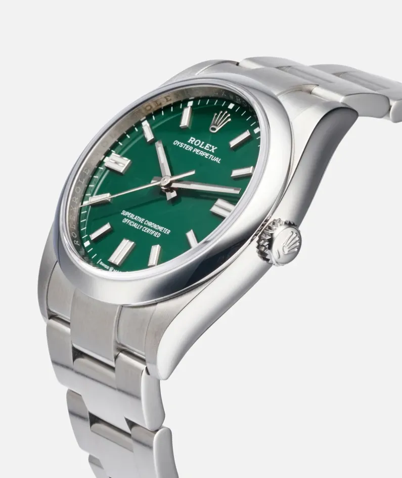 OYSTER PERPETUAL 124300 Series（green dial）