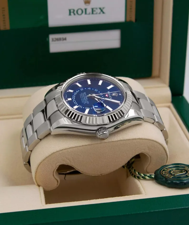 The Oyster Perpetual Sky-Dweller m326934-0003