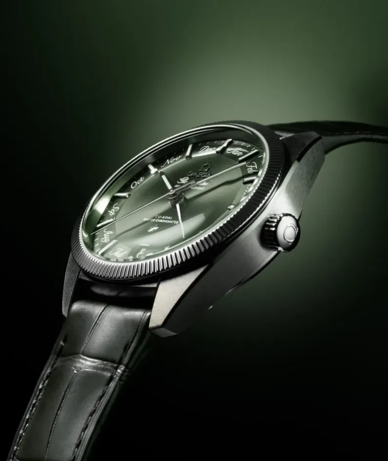 Omega Constellation Universal Master Co-Axial Master Chronometer Annual Calendar 41