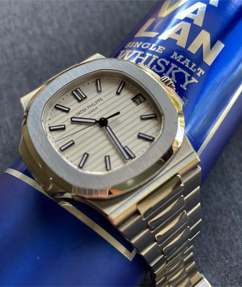 PATEK PHILIPPE Nautilus 5711/1A-011(AAAAA-Version) PATEK PHILIPPE Nautilus 5711/1A-011(AAAAA-Version)