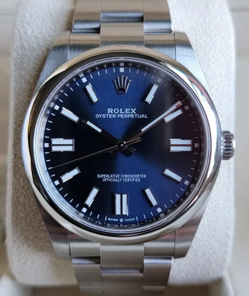 OYSTER PERPETUAL 124300 Series（Blue table）