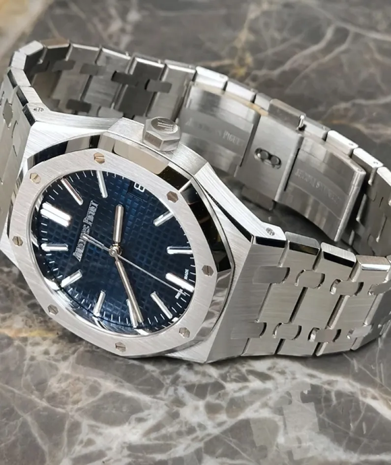 ROYAL OAK SERIES AUTOMATIC WINDING WATCH Ref. 15510ST.OO.1320ST.01(AAAAA Version)