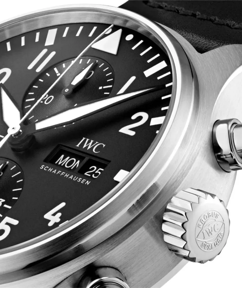 IWC pilot series IW377709 watch