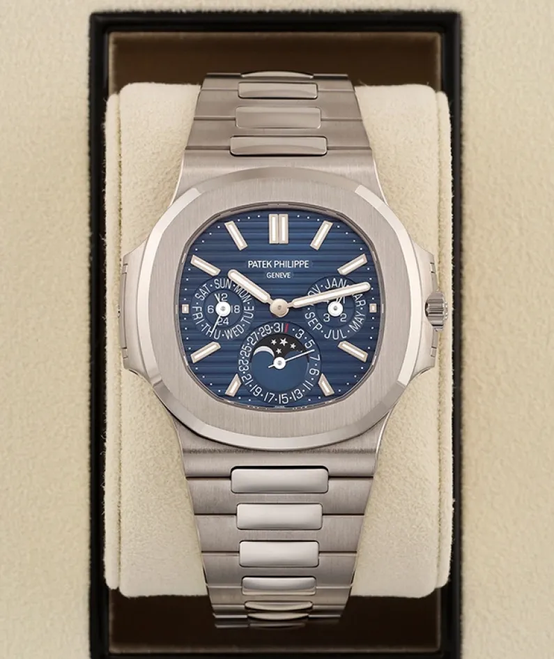 5740/1G - NAUTILUS