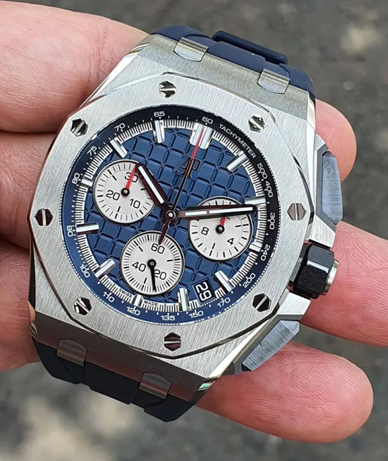 ROYAL OAK OFFSHORE SELFWINDING CHRONOGRAPH Ref. 26420TI.OO.A027CA.01