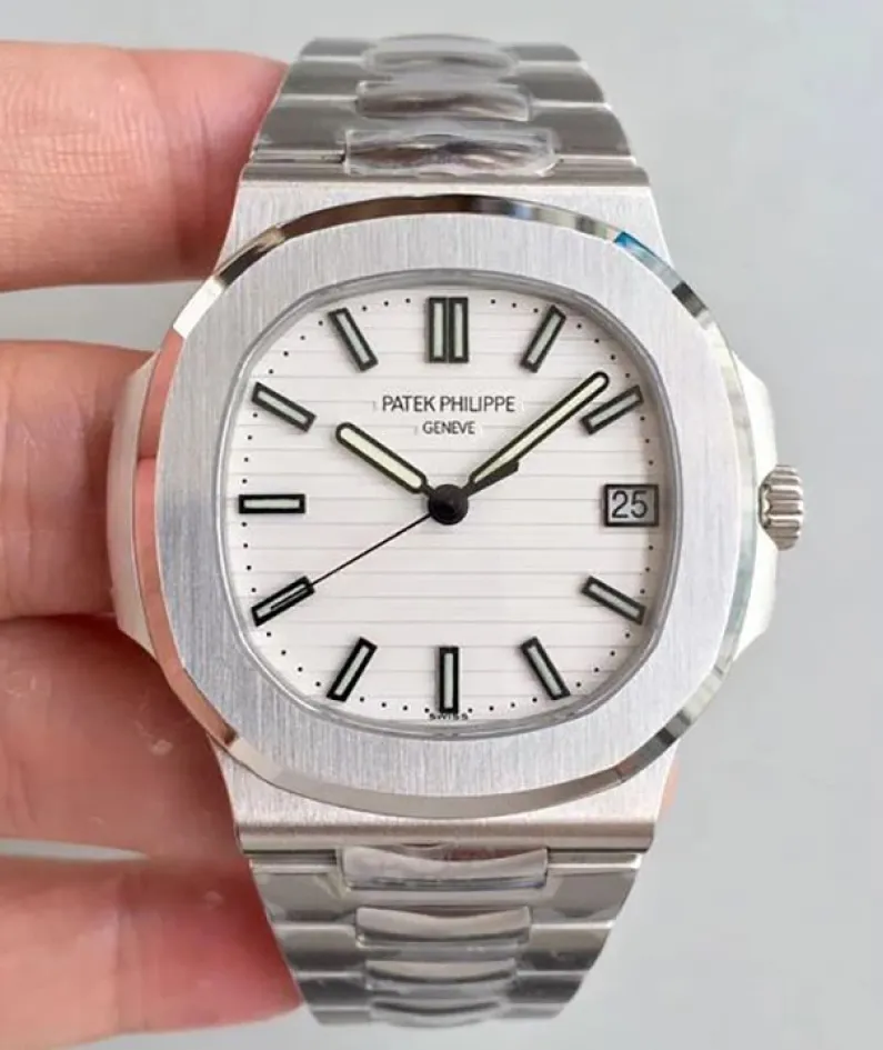 Patek Philippe Nautilus 5711/1A-011