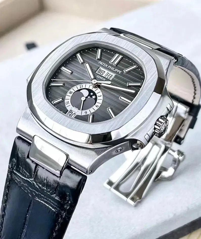 5726A - Patek Philippe NAUTILUS(AAAAA version) 5726A - Patek Philippe NAUTILUS(AAAAA version)