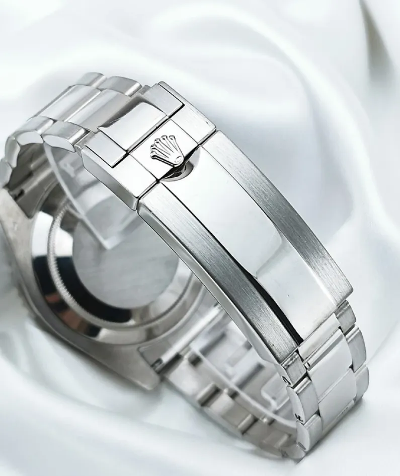 Rolex Perpetual Submariner m126610lv-0002