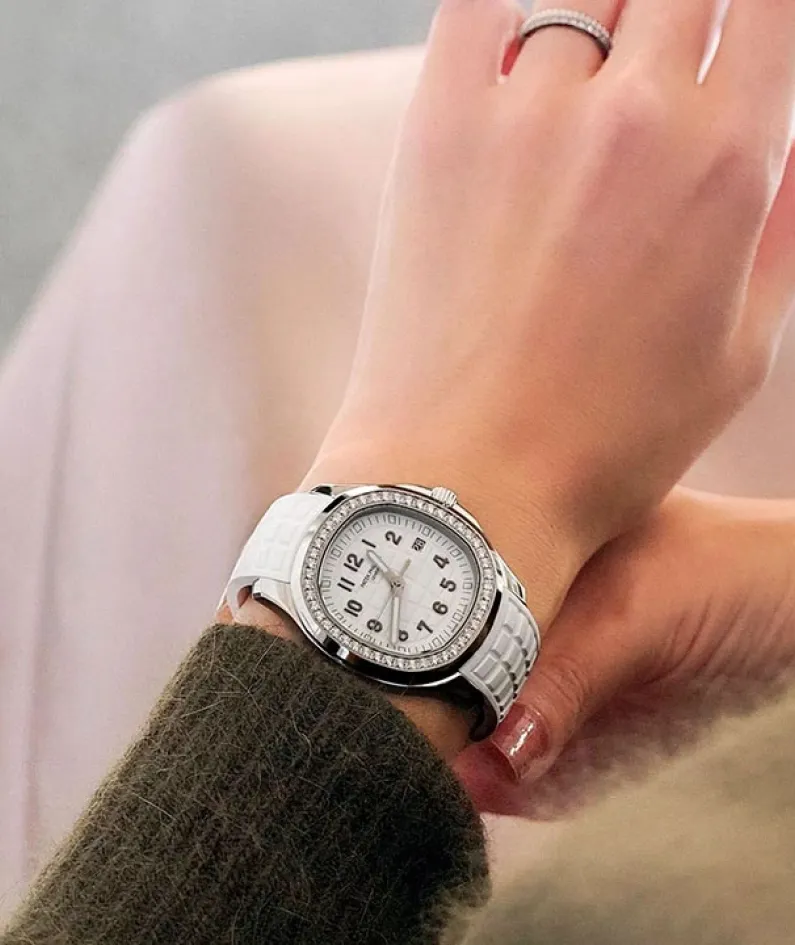 5267/200A-Patek Philippe AQUANAUT