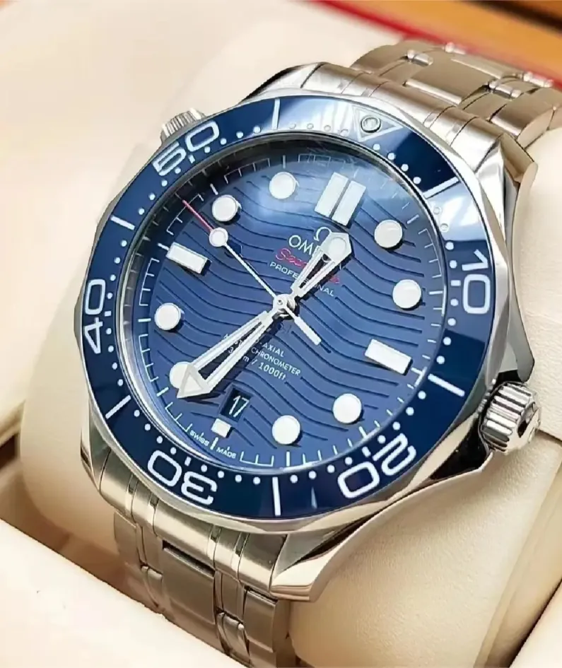 DIVER 300M CO‑AXIAL MASTER CHRONOMETER 42 MM-210.30.42.20.03.001