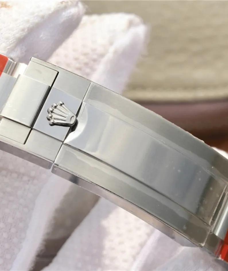SUBMARINER SILVER BLACK DIAMOND 40MM 116759 SANR-74769Bril