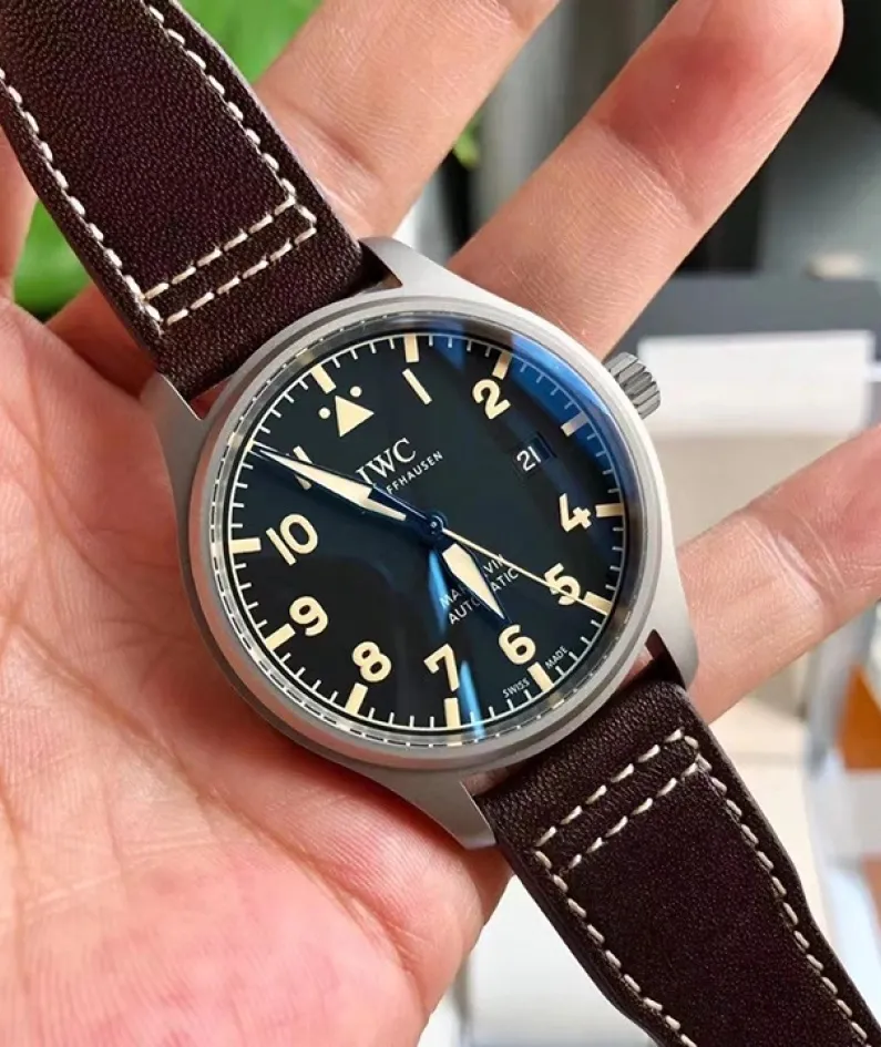 IWC pilot series IW327006 watch