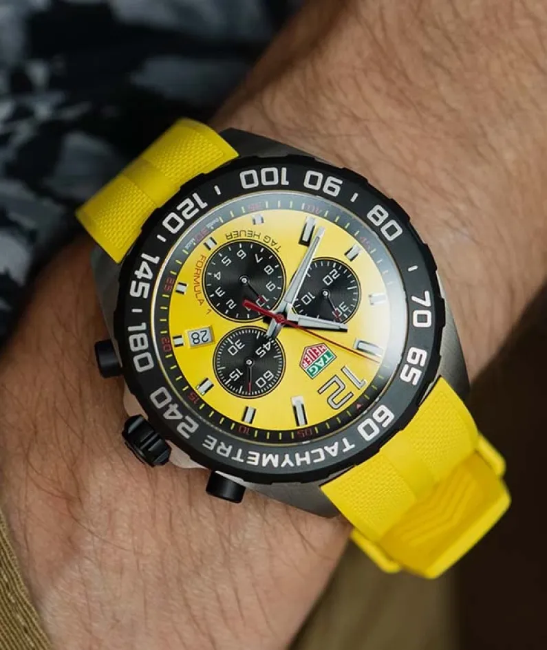 TAG HEUER FORMULA 1 Quartz Chronograph - Diameter 43 mm CAZ101AM.FT8054