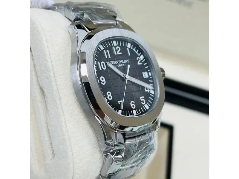 5167A/1A-Patek Philippe AQUANAUT