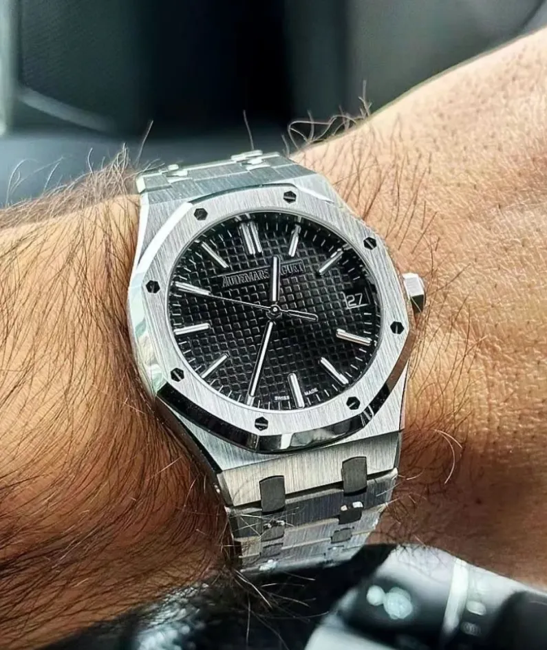 ROYAL OAK SERIES AUTOMATIC WINDING WATCH 5O ANNIVERSARY EDITION Ref. 15510ST.OO.1320ST.02(AAAAA version) ROYAL OAK SERIES AUTOMATIC WINDING WATCH 5O ANNIVERSARY EDITION Ref. 15510ST.OO.1320ST.02(AAAAA version)