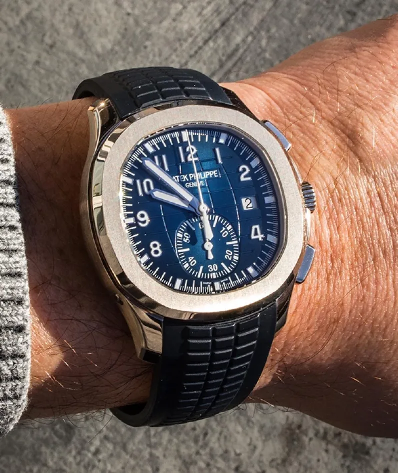 5968G-001-Patek Philippe AQUANAUT
