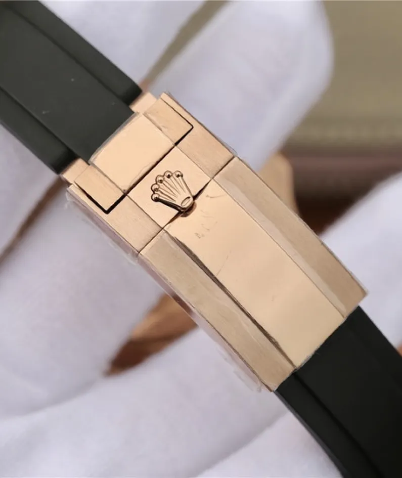 YACHT MASTER 1 GOLDEN DIAMOND DIAL RUBBER STRAP 40MM m126655-0005