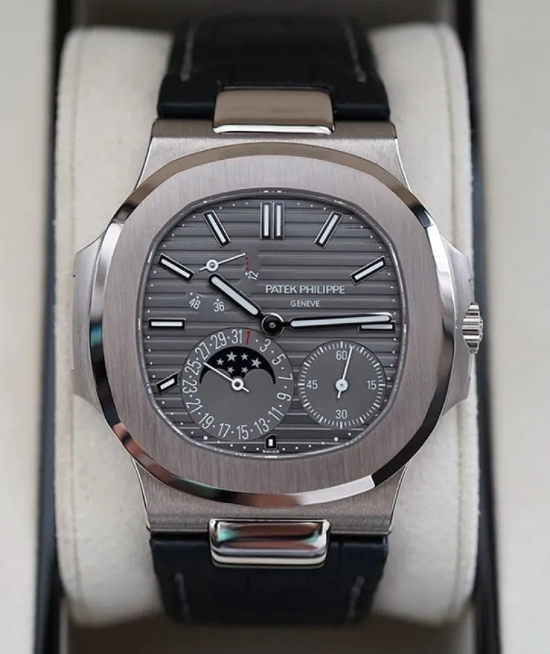 5712G - Patek Philippe NAUTILUS