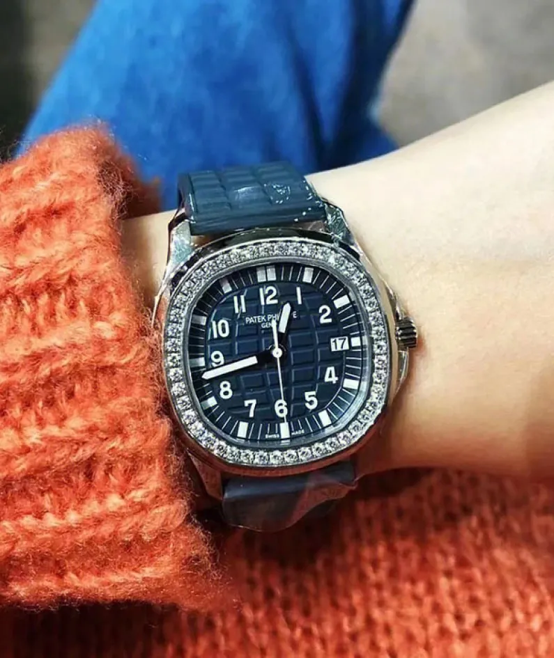 5267/200A-001-Patek Philippe AQUANAUT