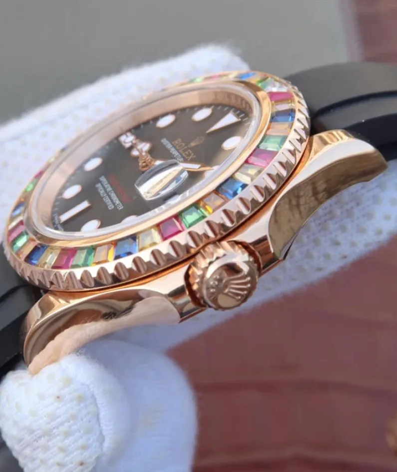 YACHT MASTER 1 GOLDEN DIAMOND BEZEL BLACK DIAL RUBBER STRAP 40MM 116695SATS