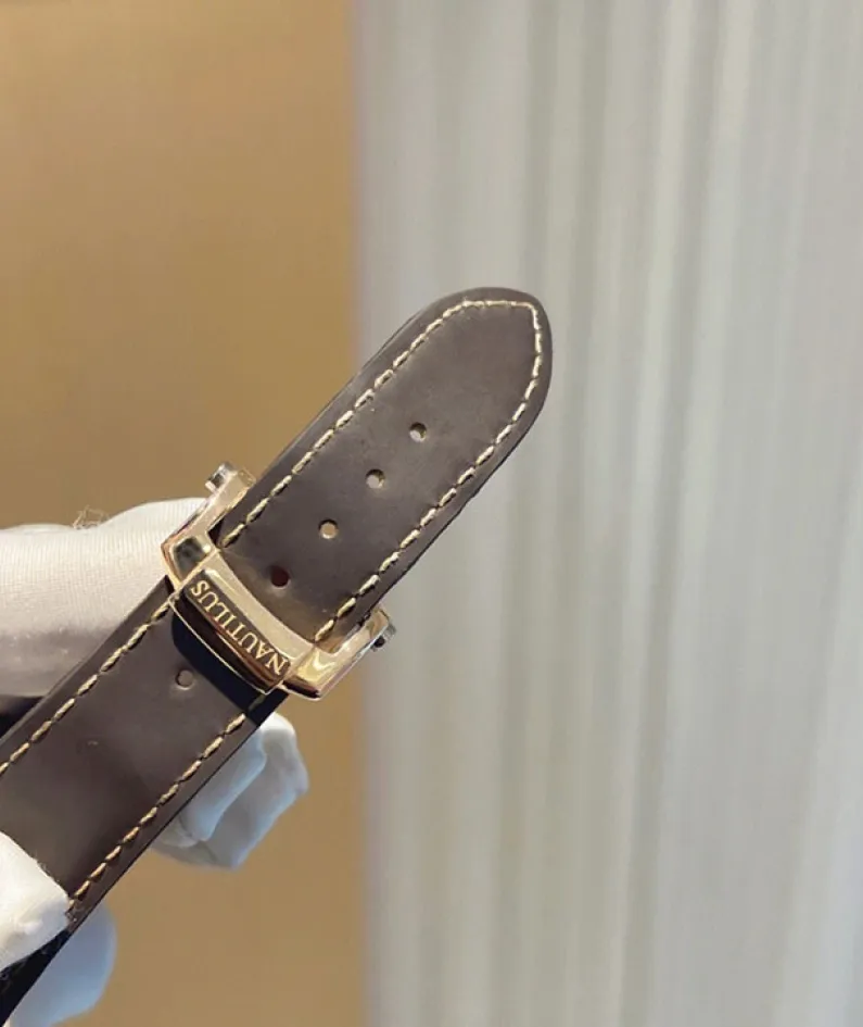 5712GR-001 Patek Philippe NAUTILUS