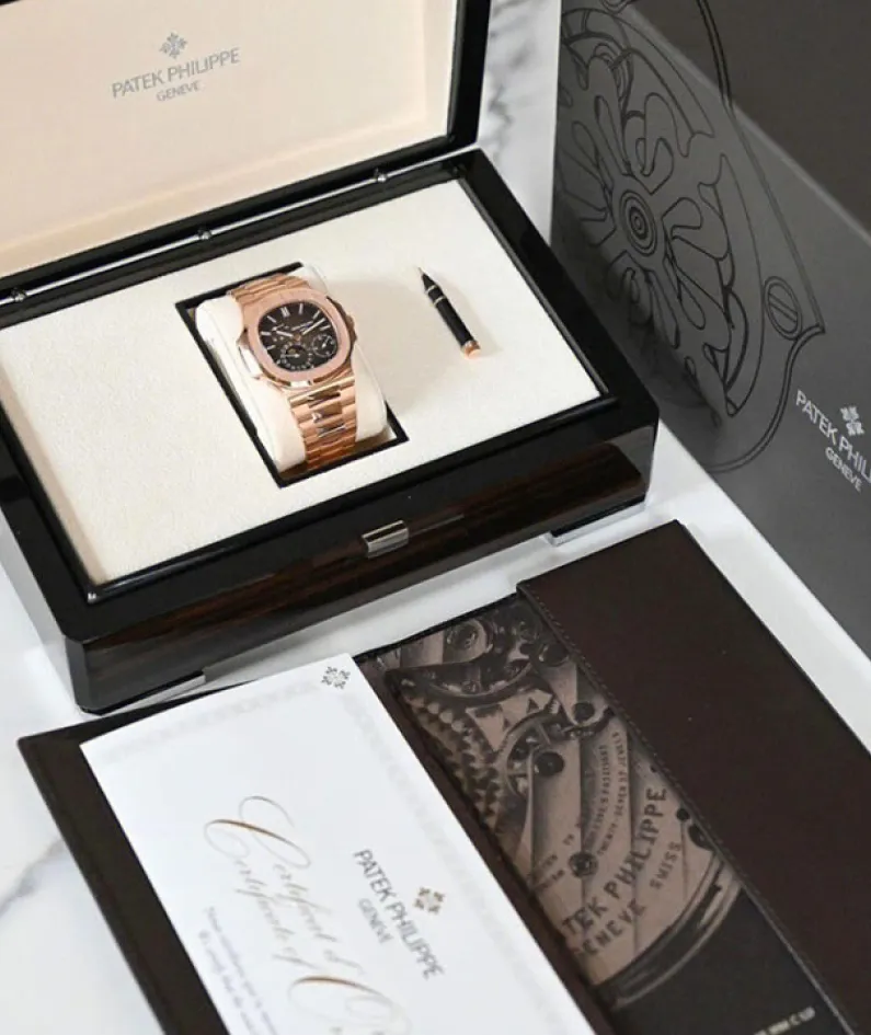 5712/1R Patek Philippe- NAUTILUS