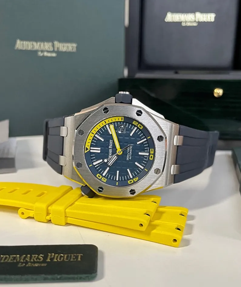 ROYAL OAK OFFSHORE DIVER SPECIAL EDITION Ref. 15710ST.OO.A027CA.01