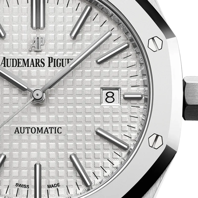 ROYAL OAK SELFWINDING «QEII CUP 2017» LIMITED EDITION OF 200 Ref. 15403IP.OO.1220IP.01