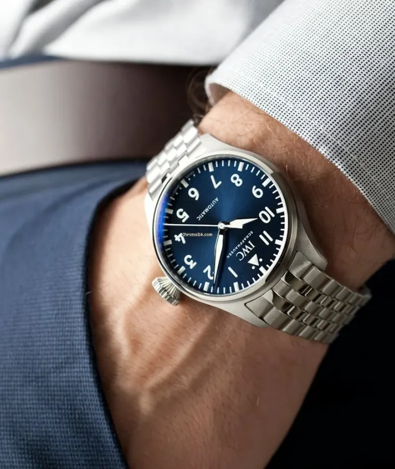 IWC pilot series IW328204 watch