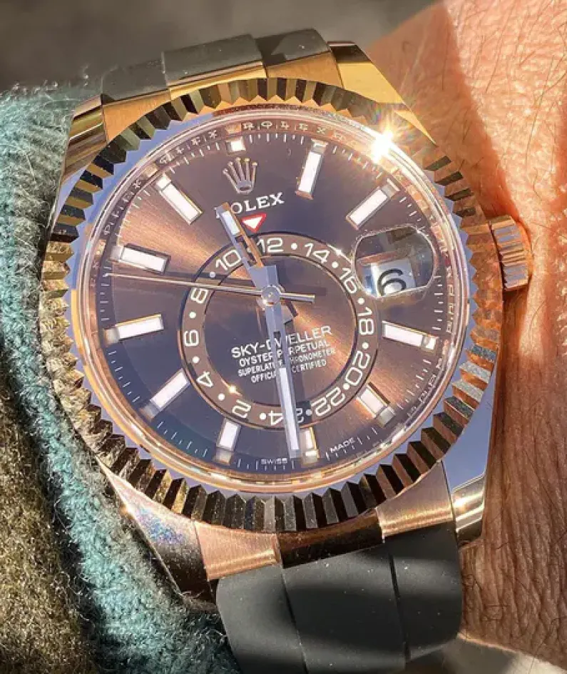 Rolex Sky-Dweller Oyster 42 mm Everose gold 326235-0005 New