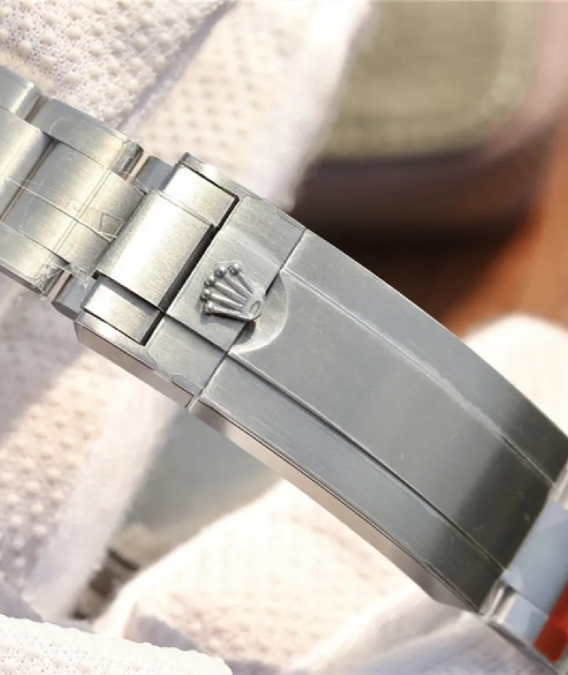 SUBMARINER SILVER BLUE / RED DIAMOND 40MM 116759 SAru-78209