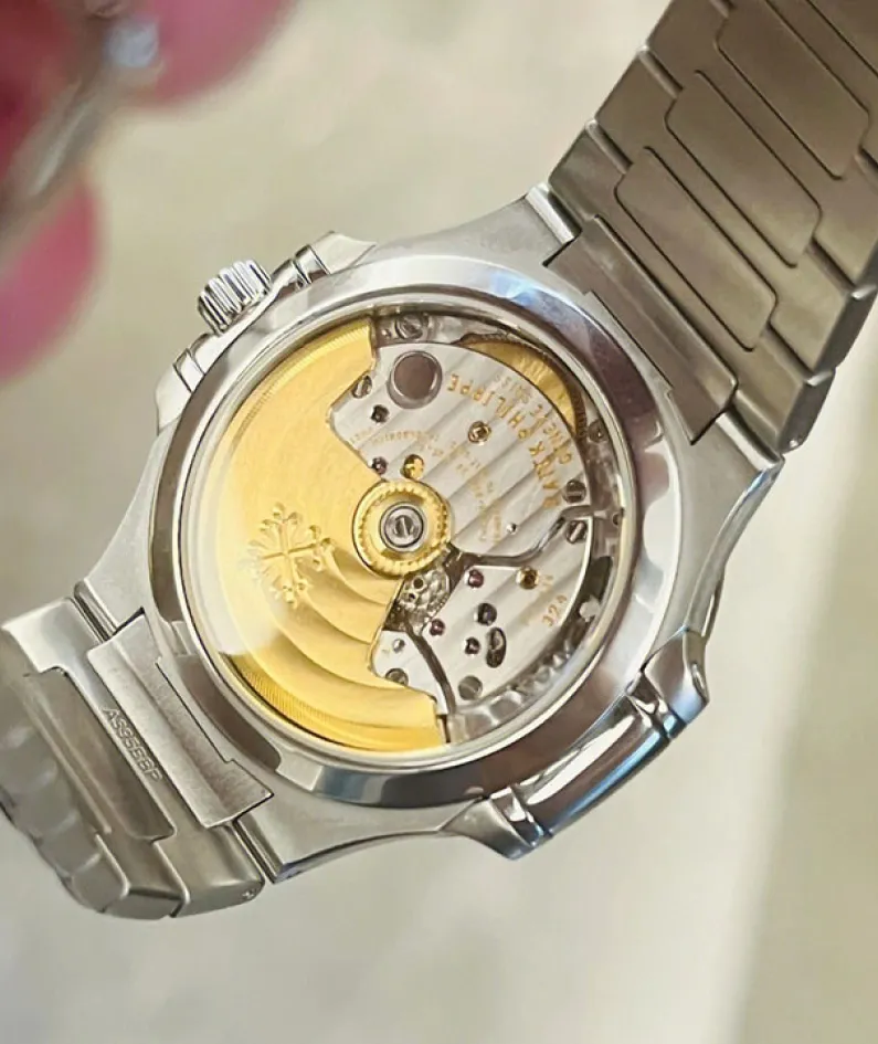 7118/1A-001 Patek Philippe- NAUTILUS-women