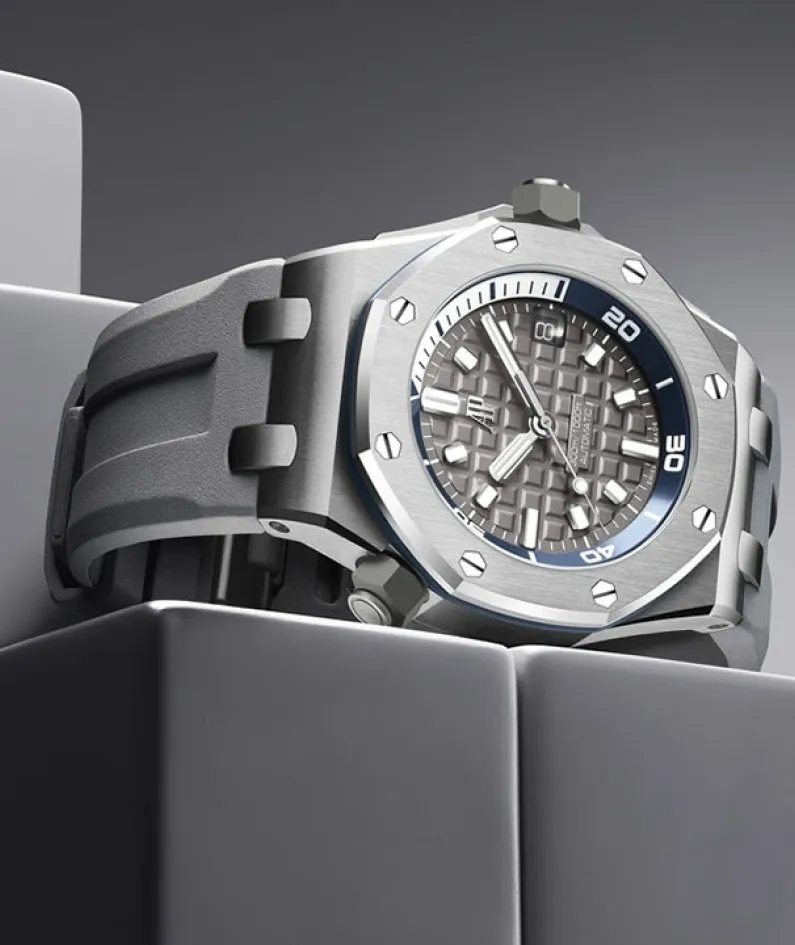 ROYAL OAK OFFSHORE DIVER Ref. 15720ST.OO.A009CA.01