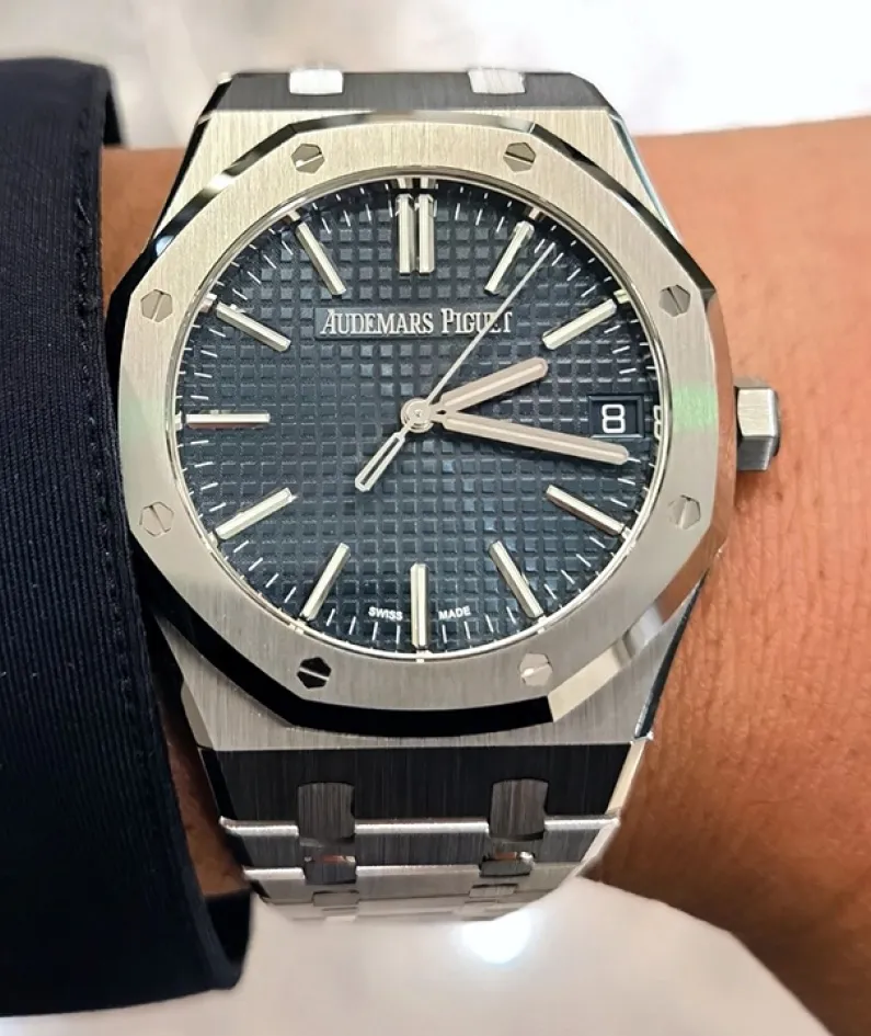 ROYAL OAK SERIES AUTOMATIC WINDING WATCH Ref. 15510ST.OO.1320ST.01