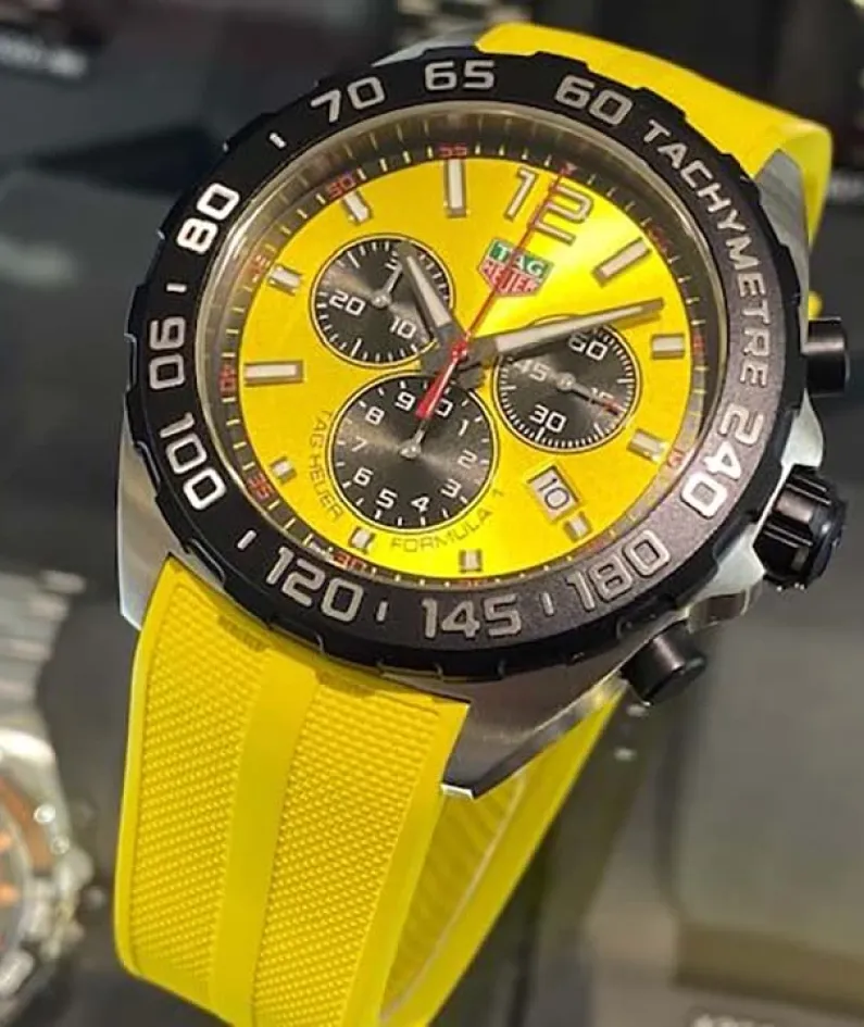 TAG HEUER FORMULA 1 Quartz Chronograph - Diameter 43 mm CAZ101AM.FT8054