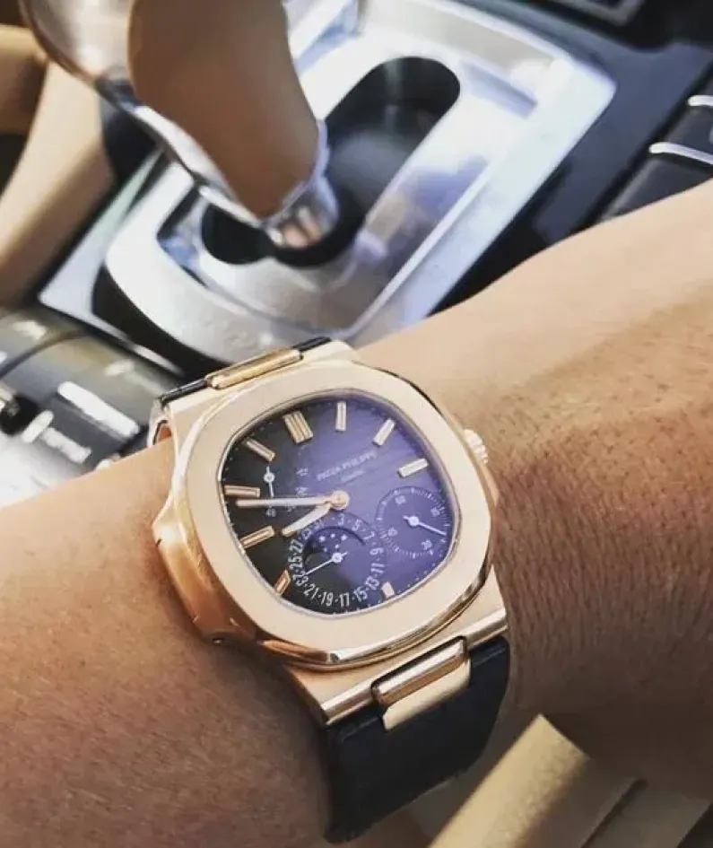5712/1R Patek Philippe- NAUTILUS